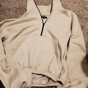 NWOT Beige Boohoo Quarter Zip Pullover